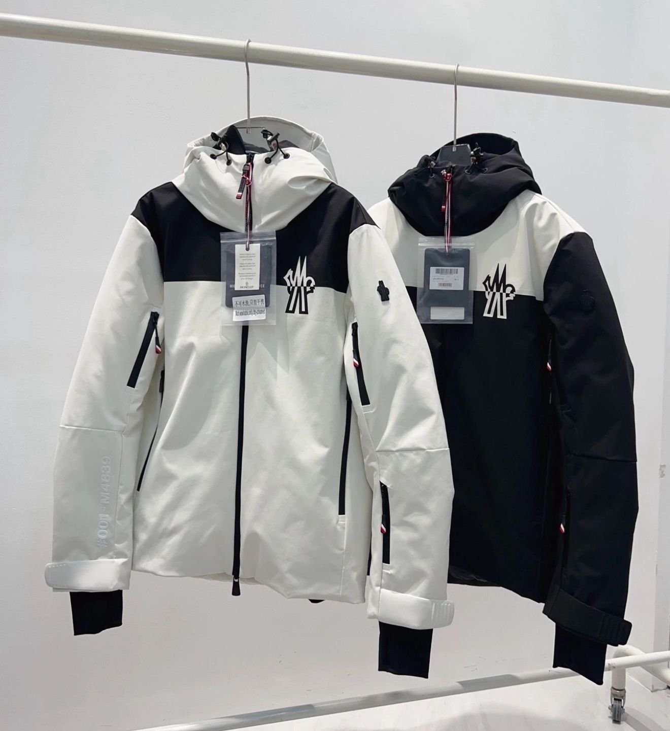 MONCLER JACKET - Image 5