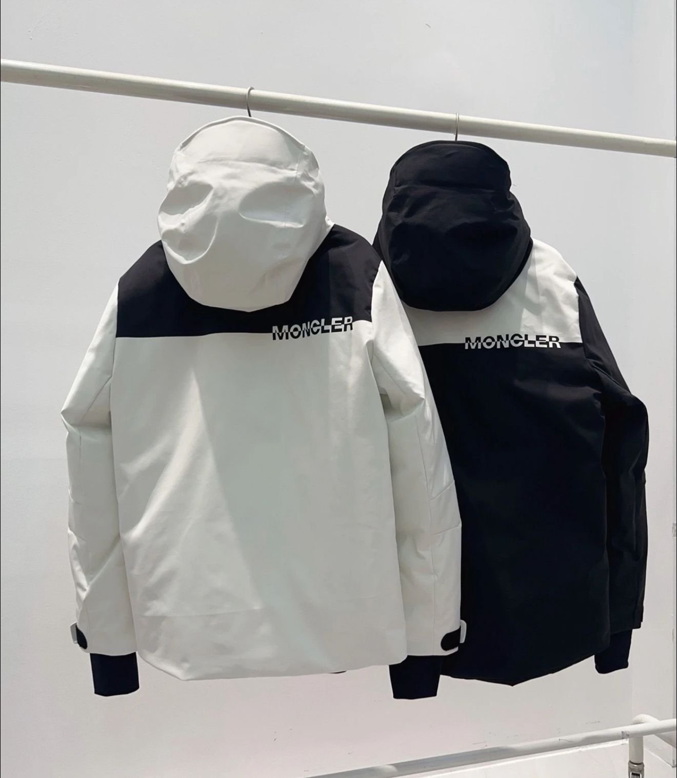 MONCLER JACKET - Image 2