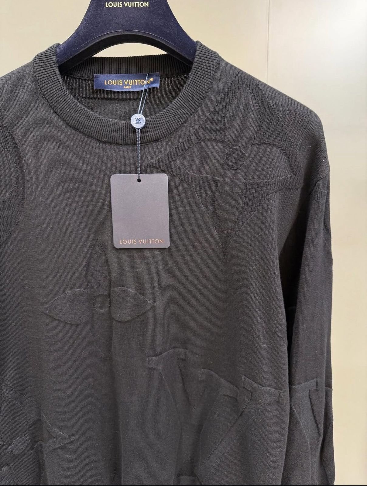 LOUIS VUITTON SWEATER - Image 4