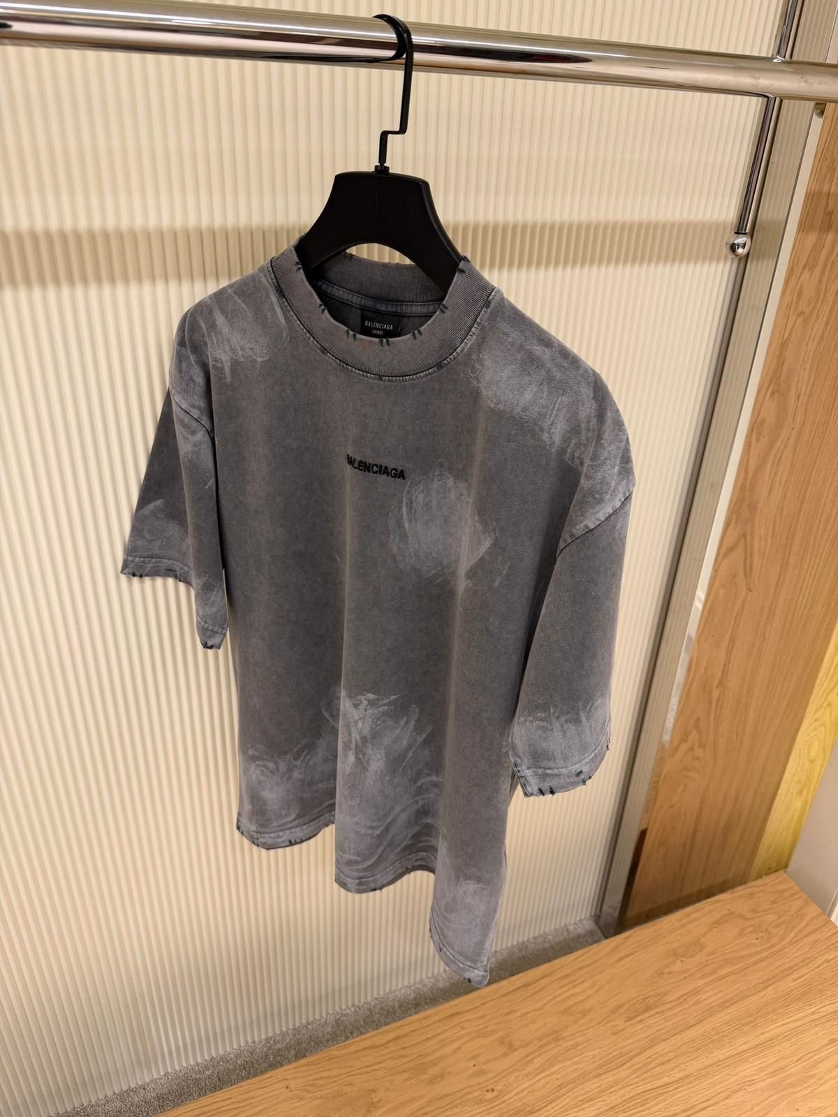 BALENCIAGA T-SHIRT - Image 5