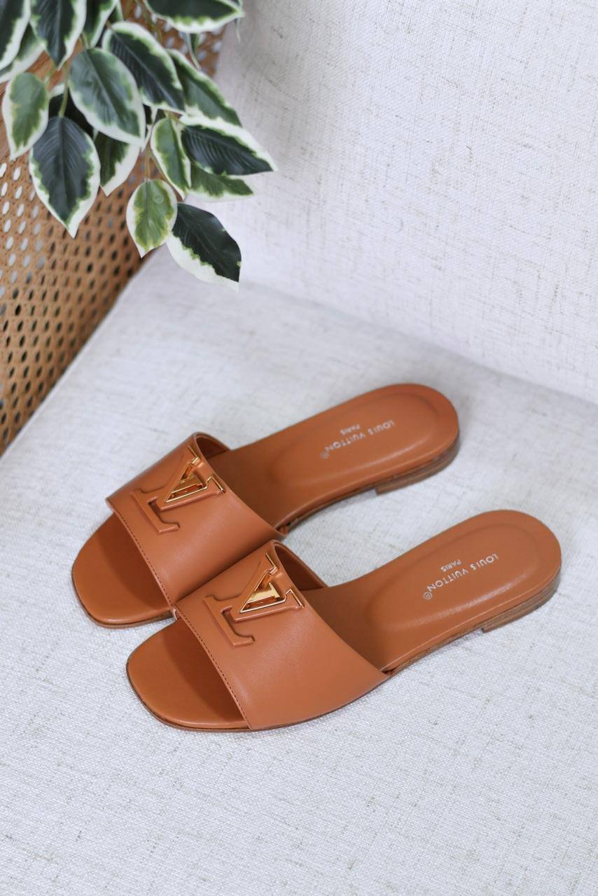 LOUIS VUITTON SLIPPER - Image 5