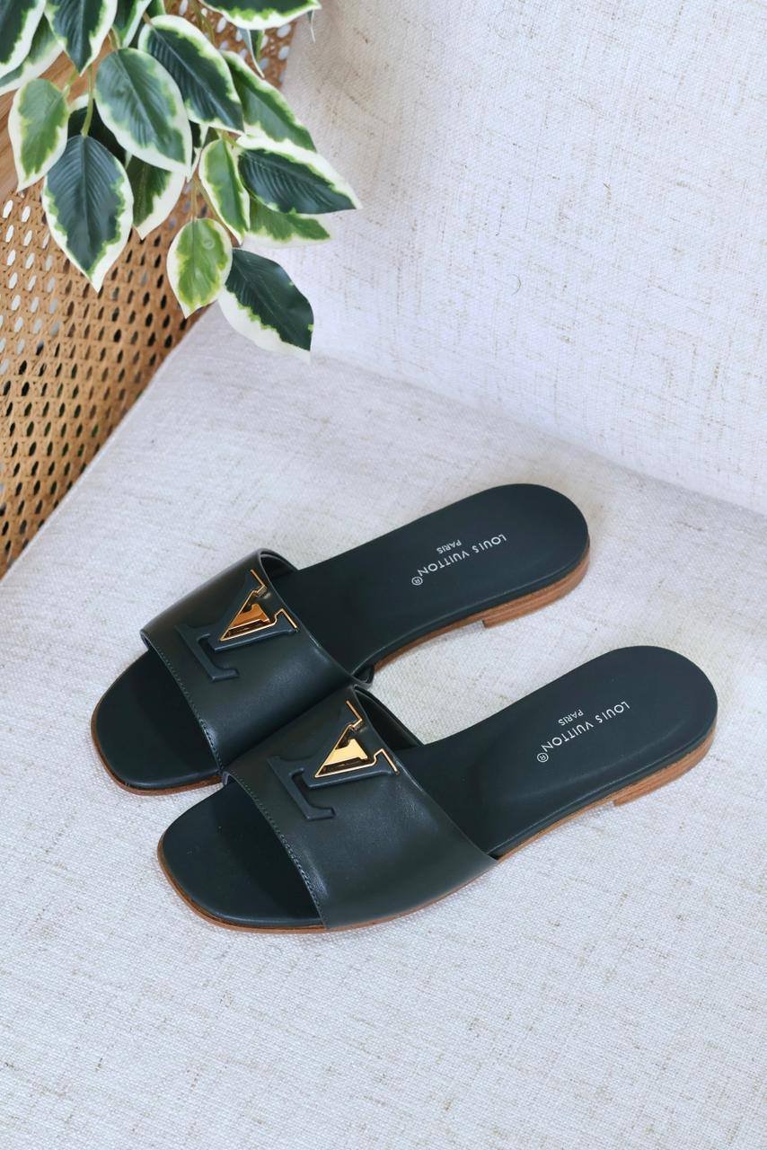 LOUIS VUITTON SLIPPER - Image 6