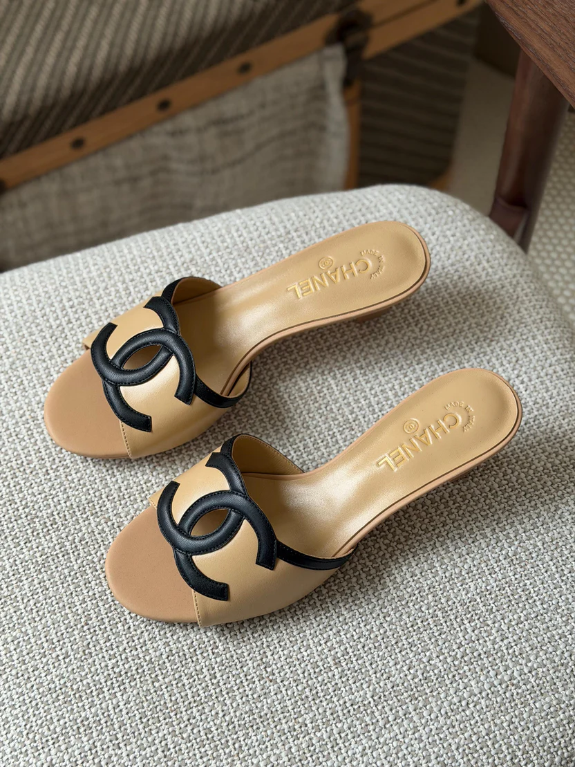 Chanel Lambskin Sandals - Image 7