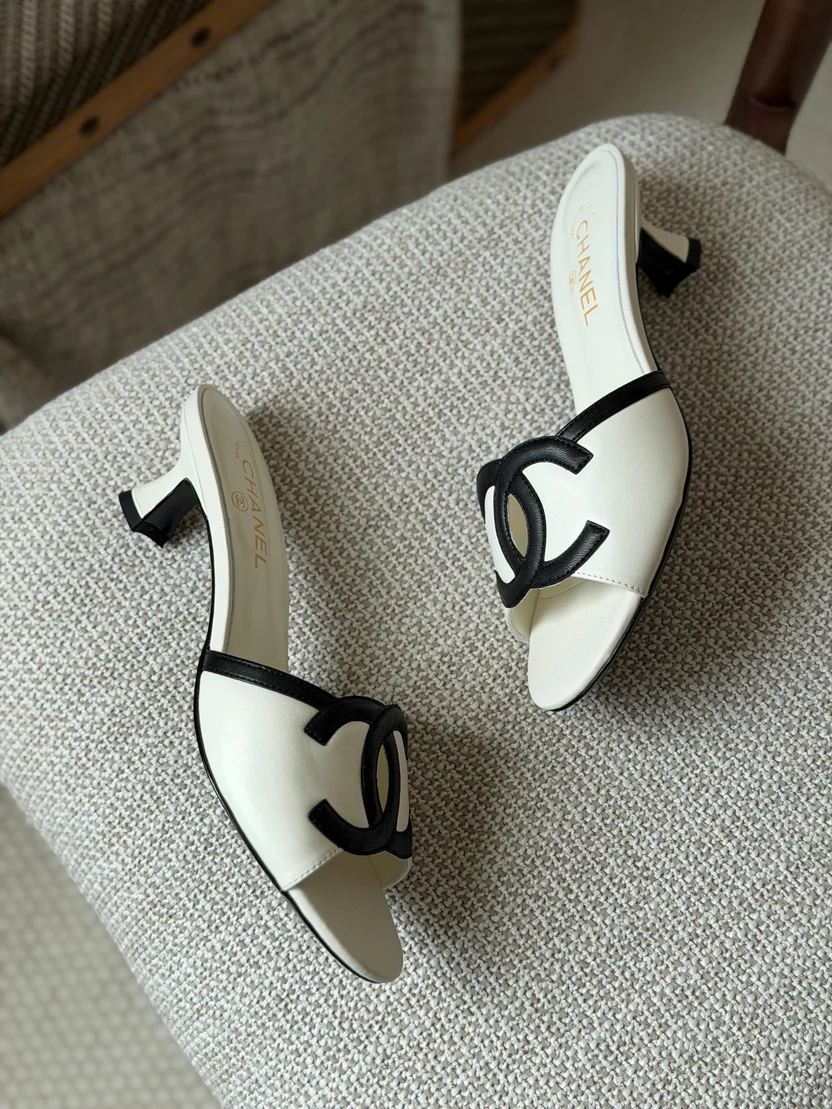 Chanel Lambskin Sandals - Image 8
