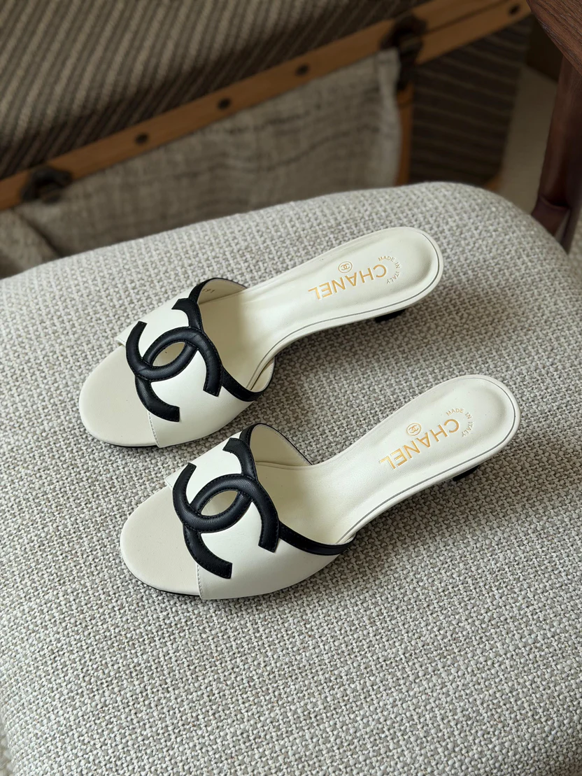 Chanel Lambskin Sandals - Image 9