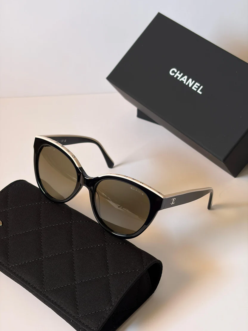 CHANEL Butterfly Sunglasse - Image 3