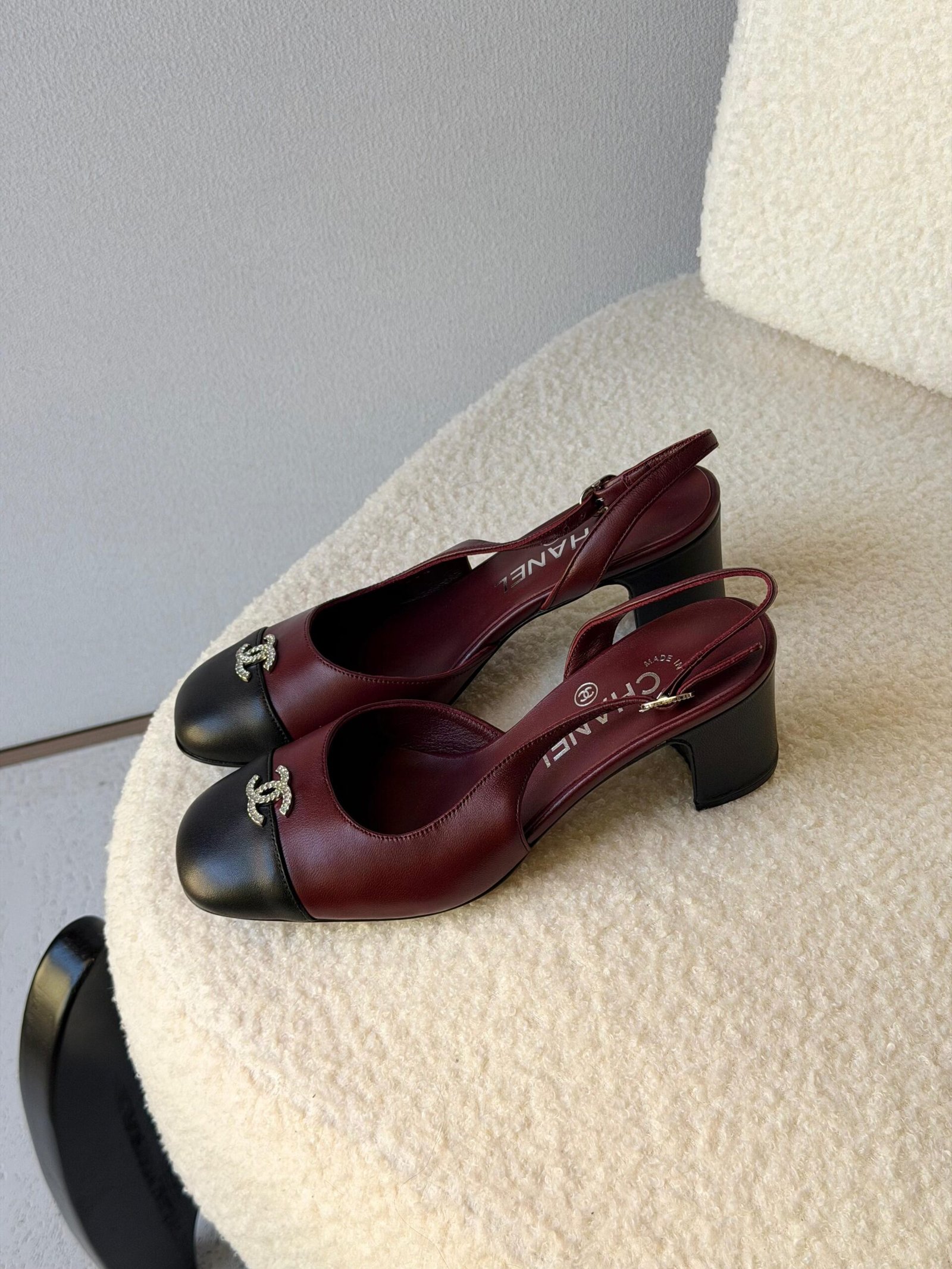 Chanel pumps - Image 2