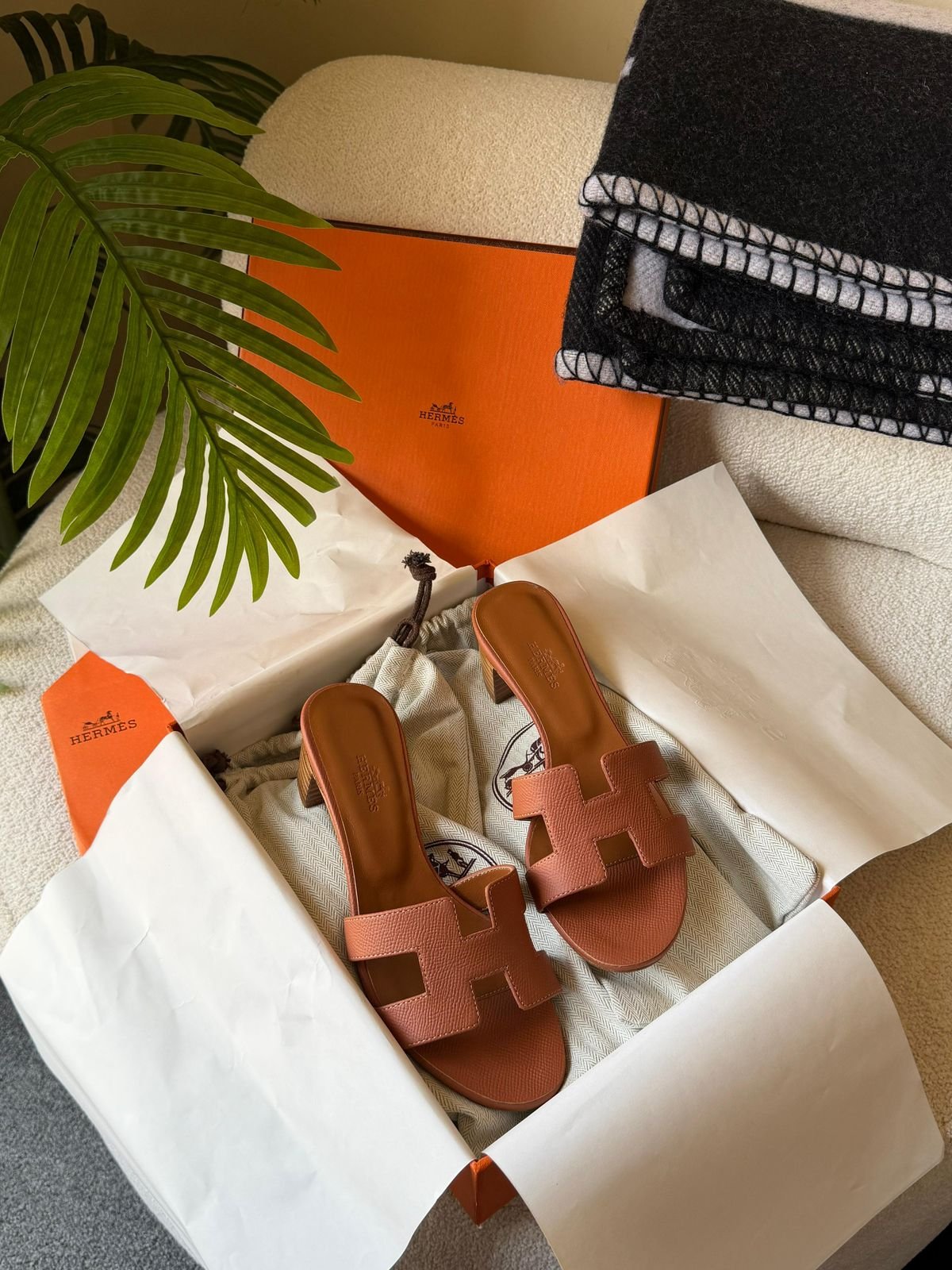 Hermès Oran Sandals - Image 3