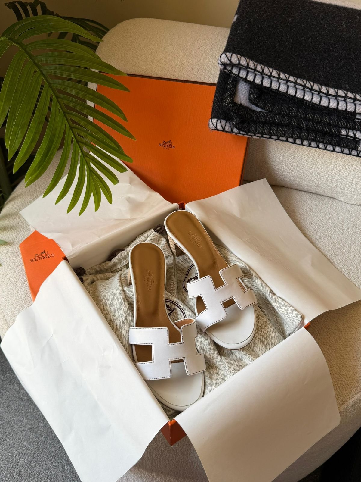 Hermès Oran Sandals - Image 4