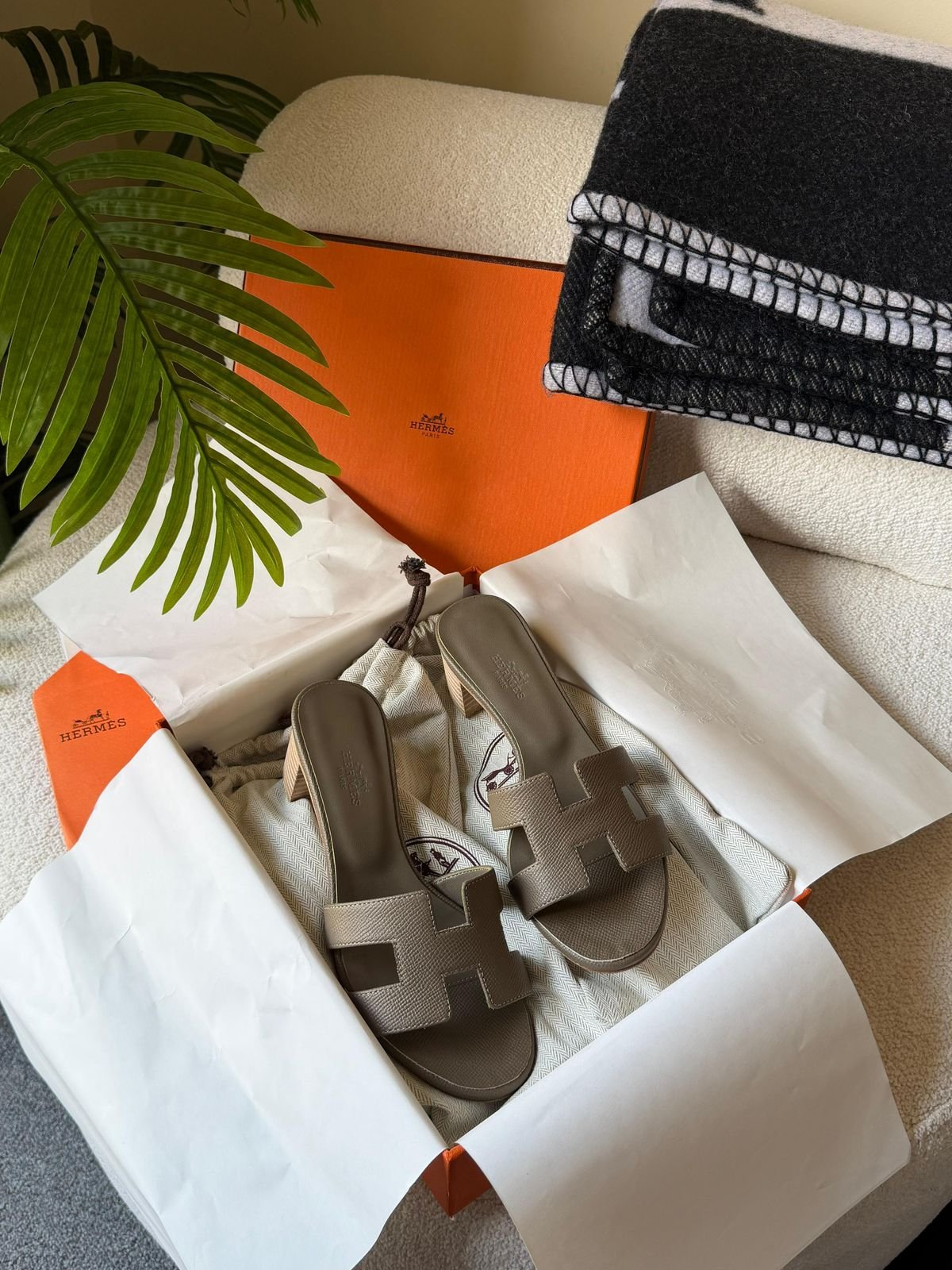 Hermès Oran Sandals - Image 8