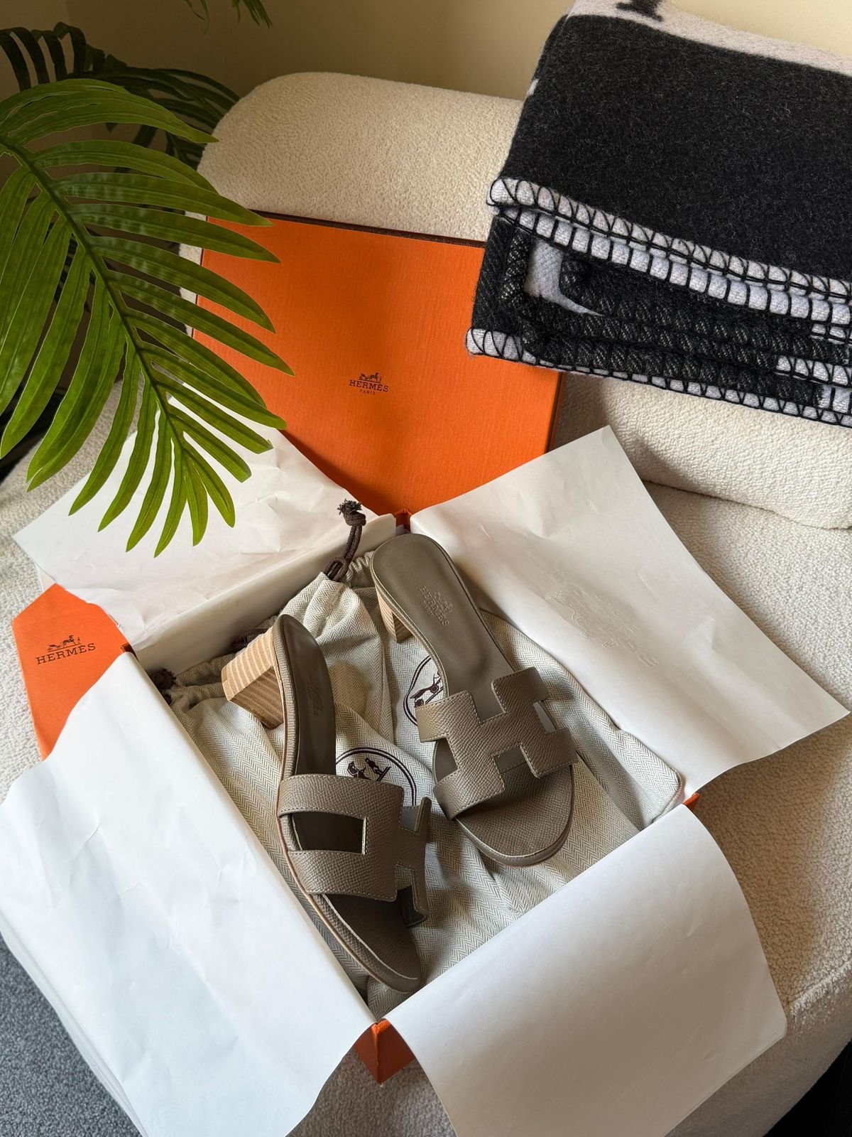 Hermès Oran Sandals - Image 7