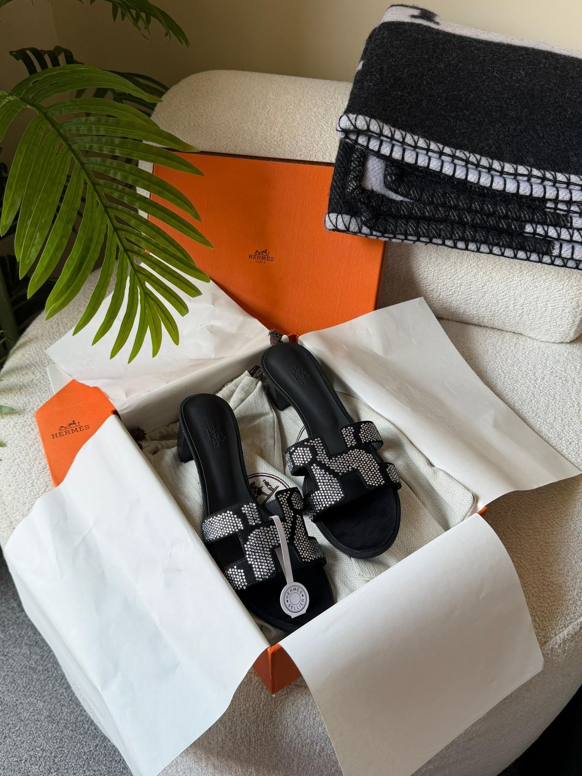 Hermès Oran Sandals - Image 5