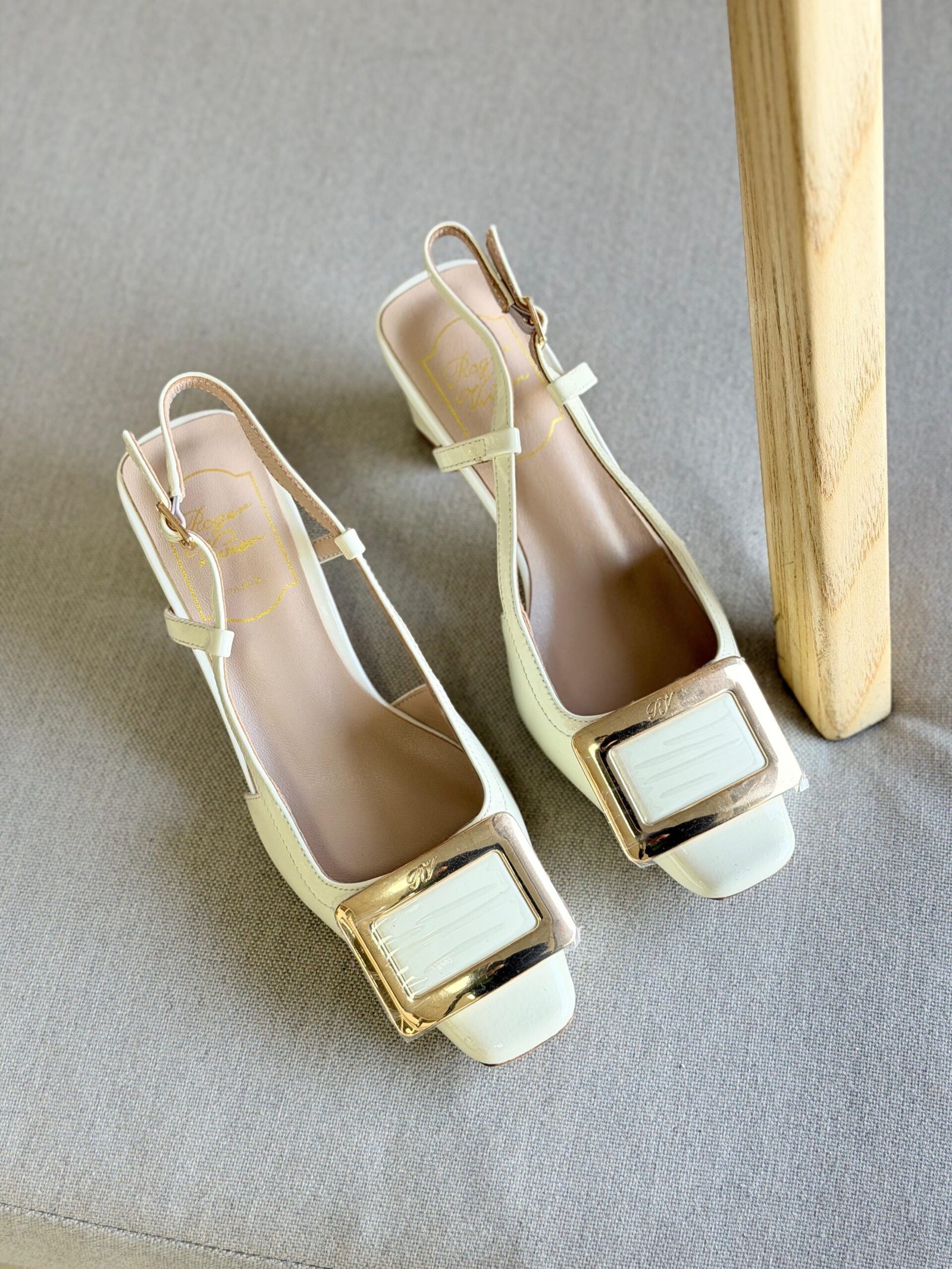 Roger Vivier Buckled Pumps - Image 4