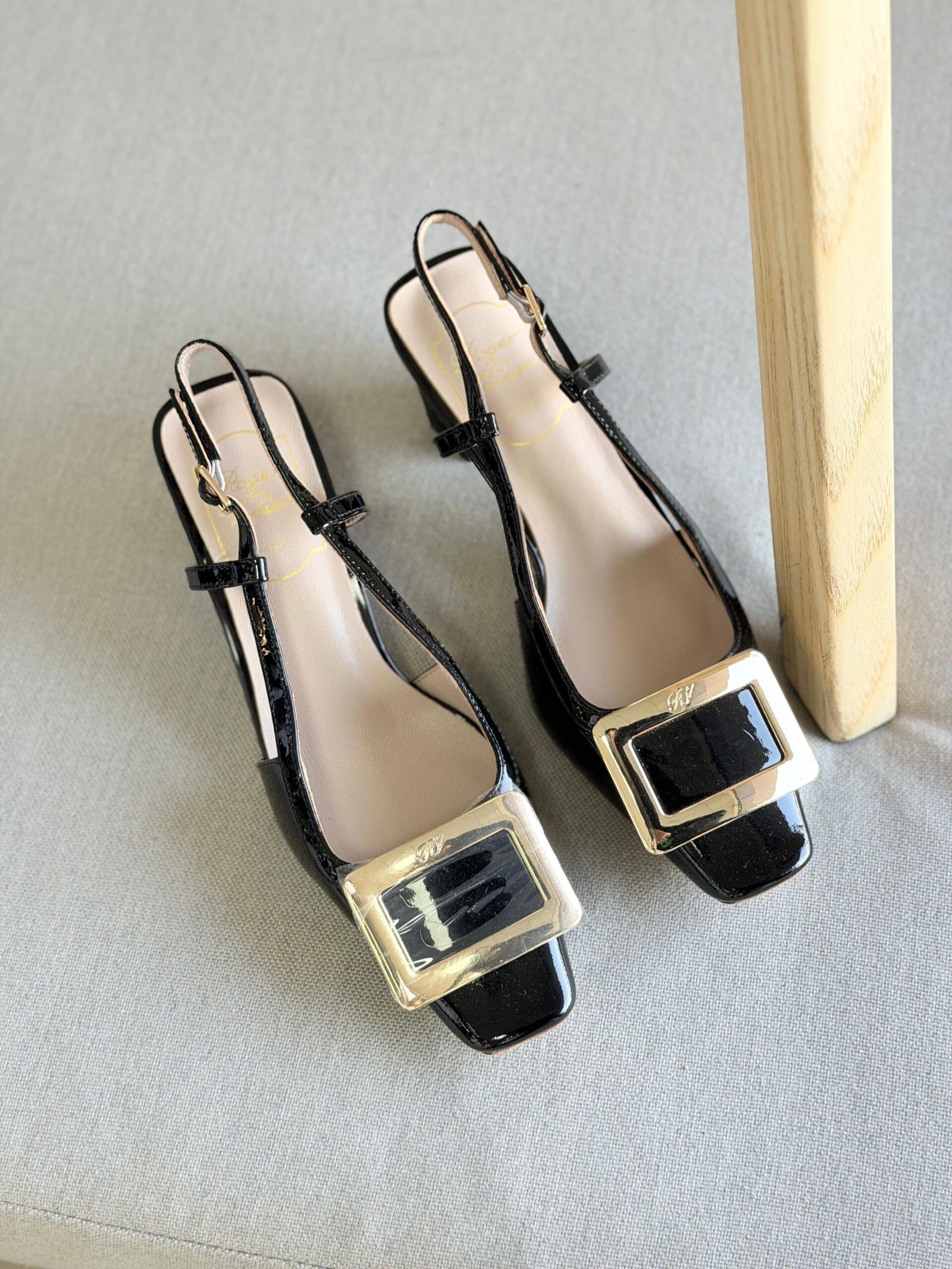 Roger Vivier Buckled Pumps - Image 5