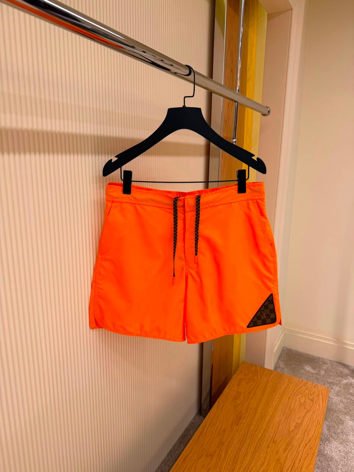 LOUIS VUITTON SHORT - Image 2