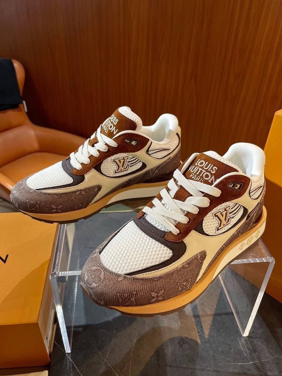 LV Run Away Sneaker - Image 6