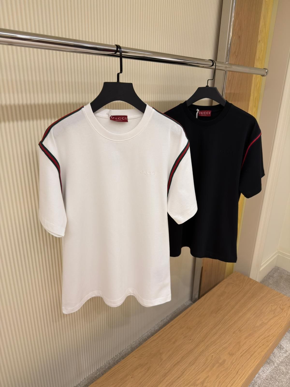 GUCCI T-SHIRT - Image 4
