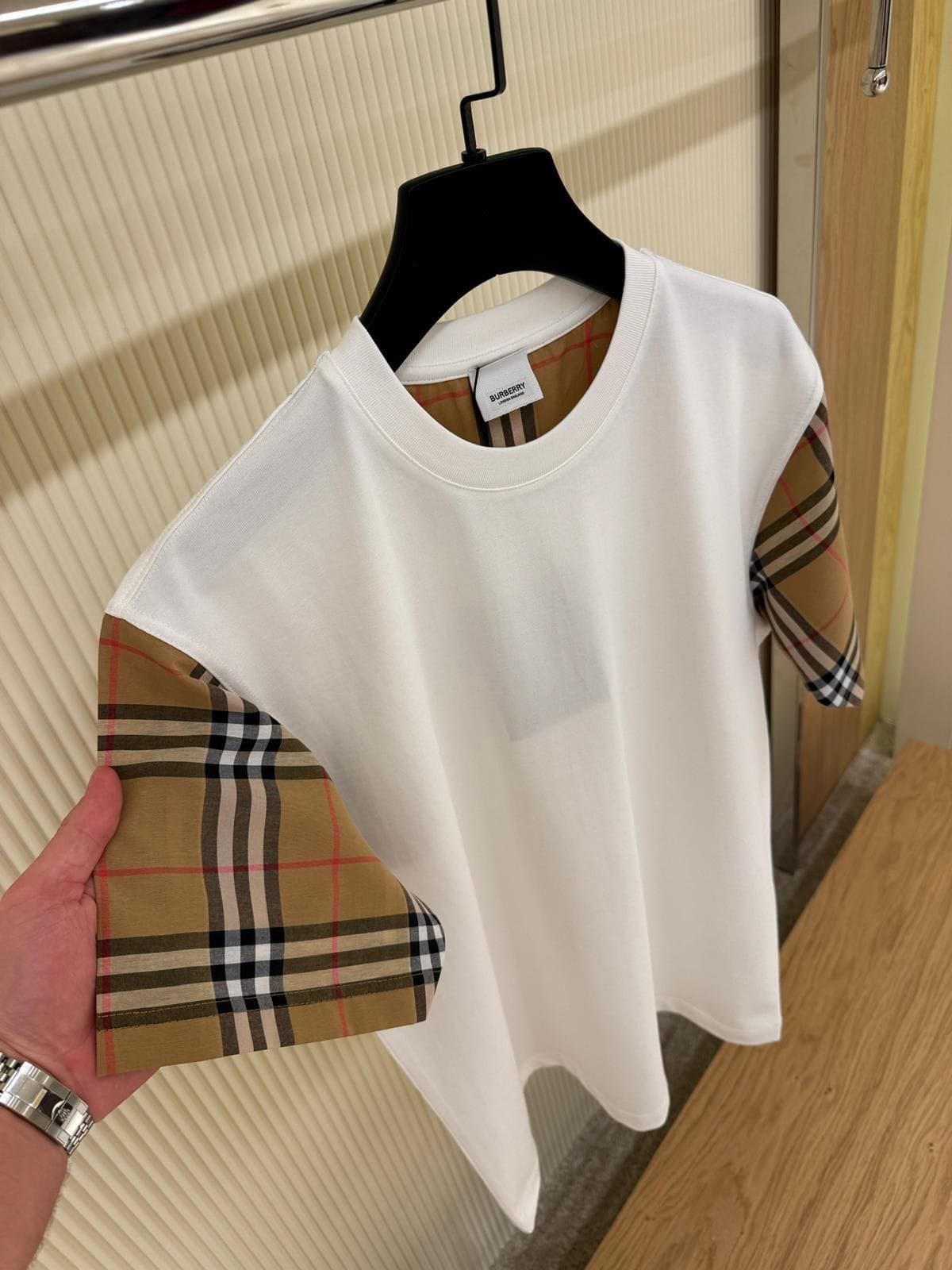 BURBERRY T-SHIRT - Image 3