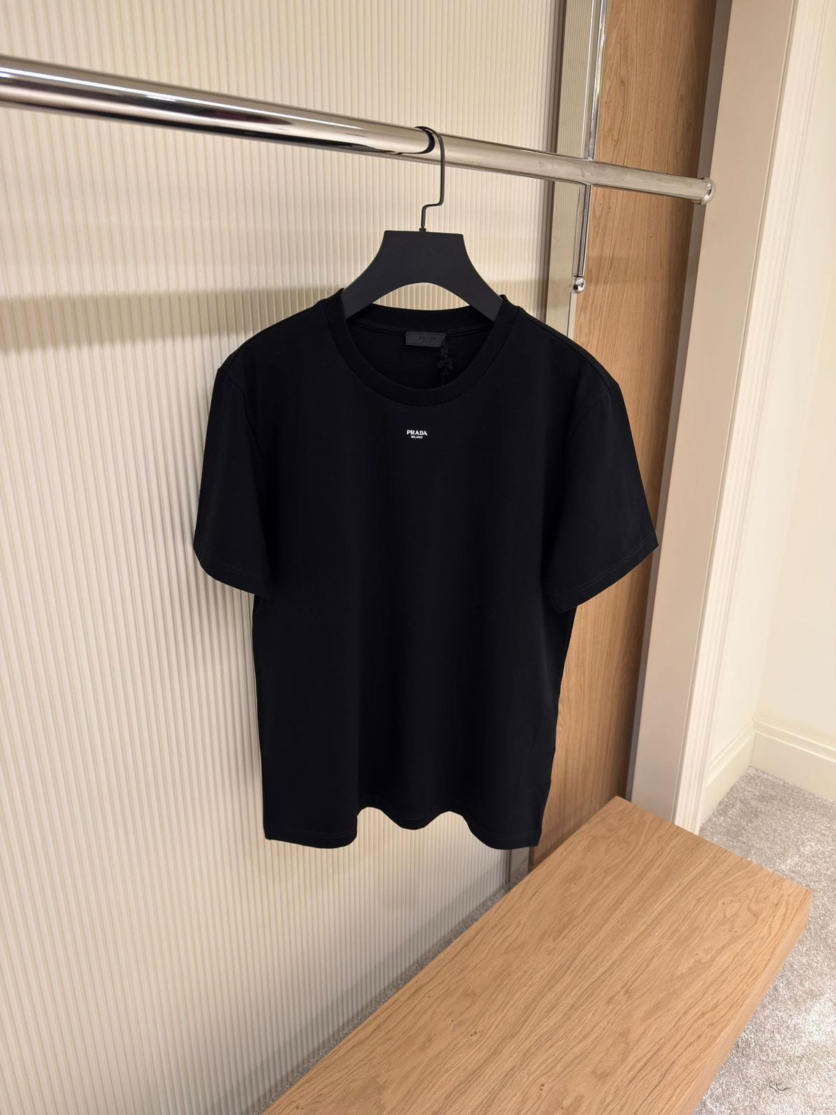 PRADA T-SHIRT