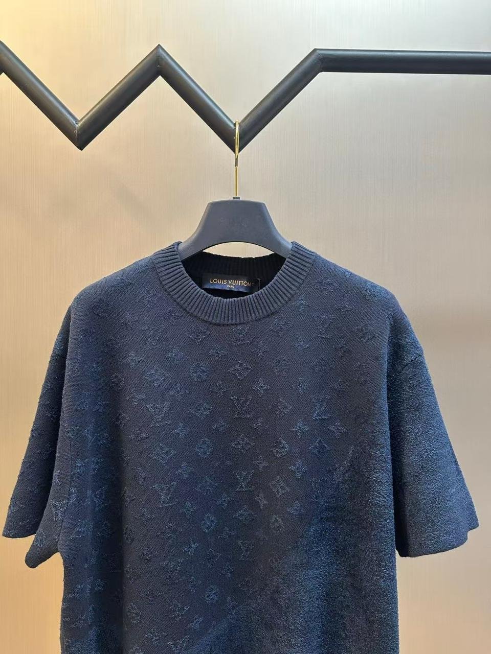 LV Knitwear - Image 4