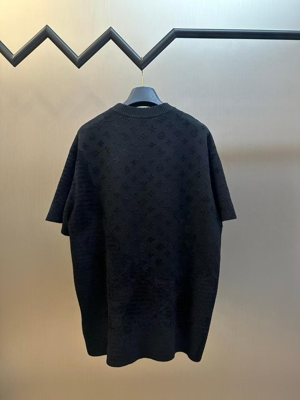 LV Knitwear - Image 5