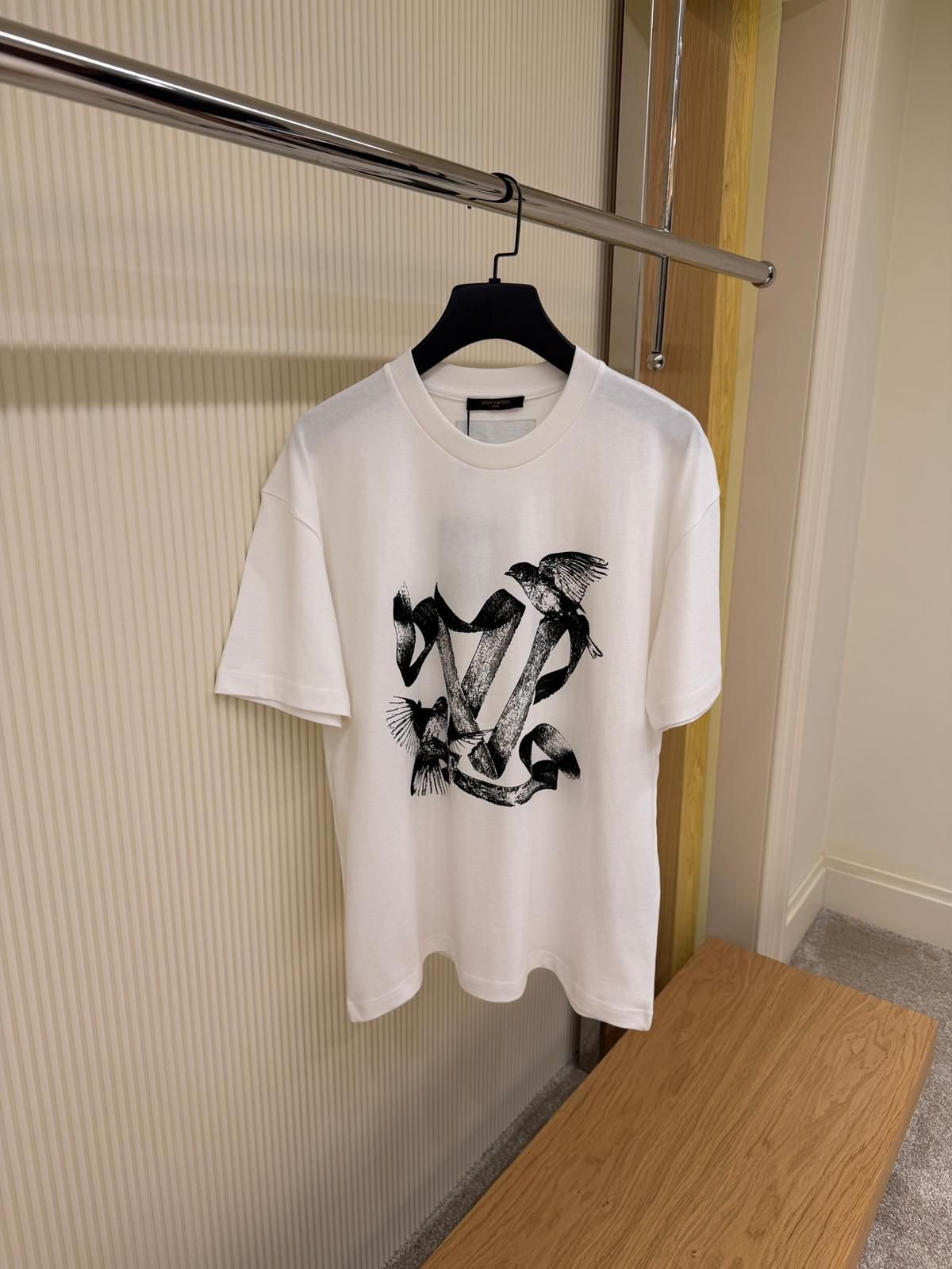 LOUIS VUITTON T-SHIRT