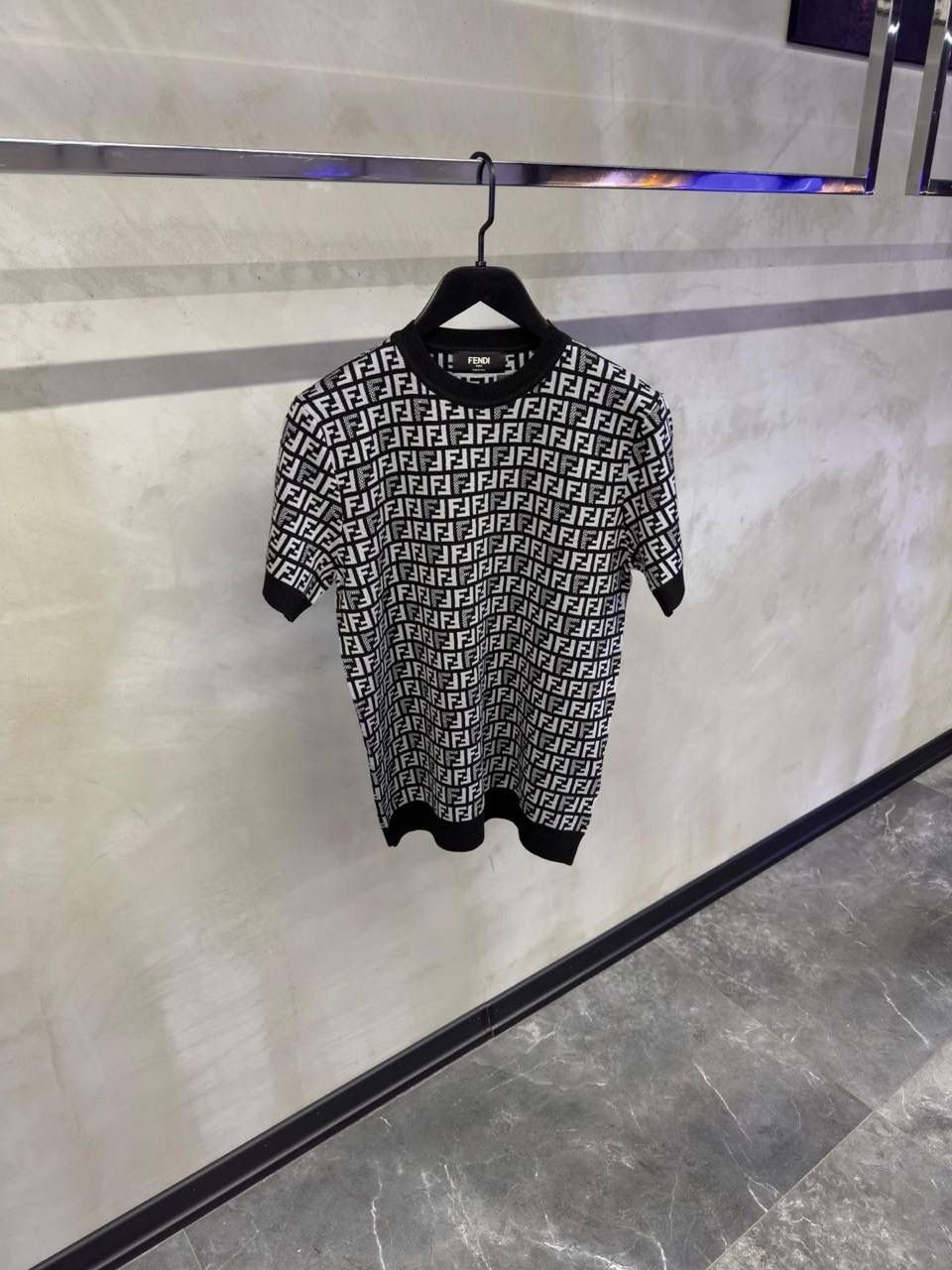 FENDI T-SHIRT - Image 2