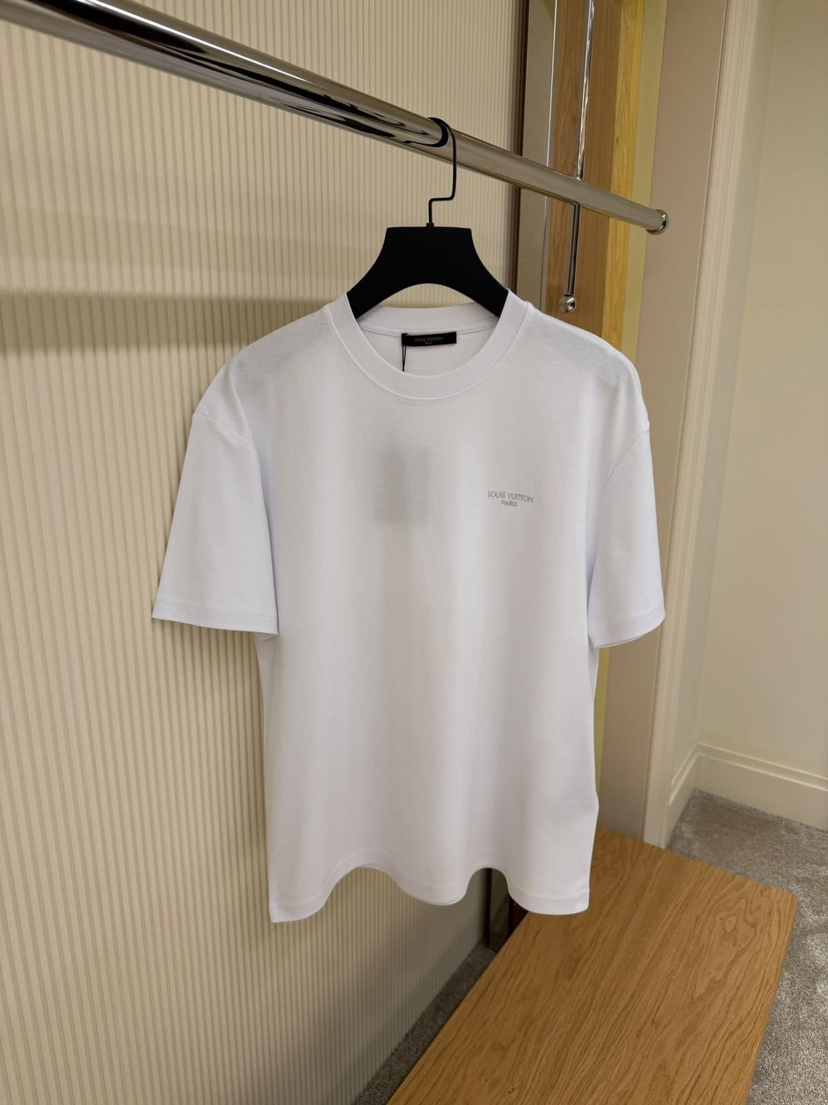 LOUIS VUITTON T-SHIRT
