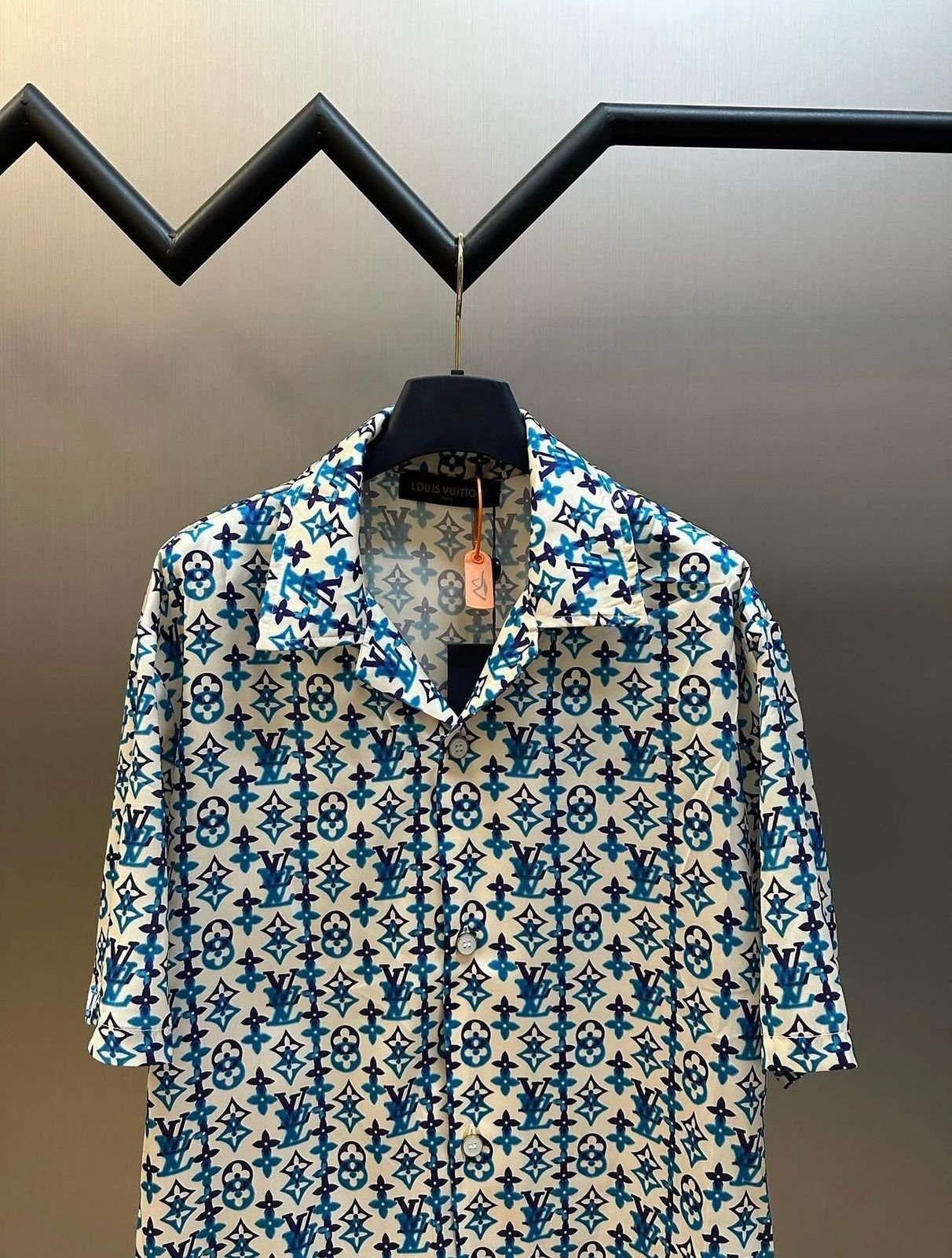 LOUIS VUITTON SHIRT - Image 4