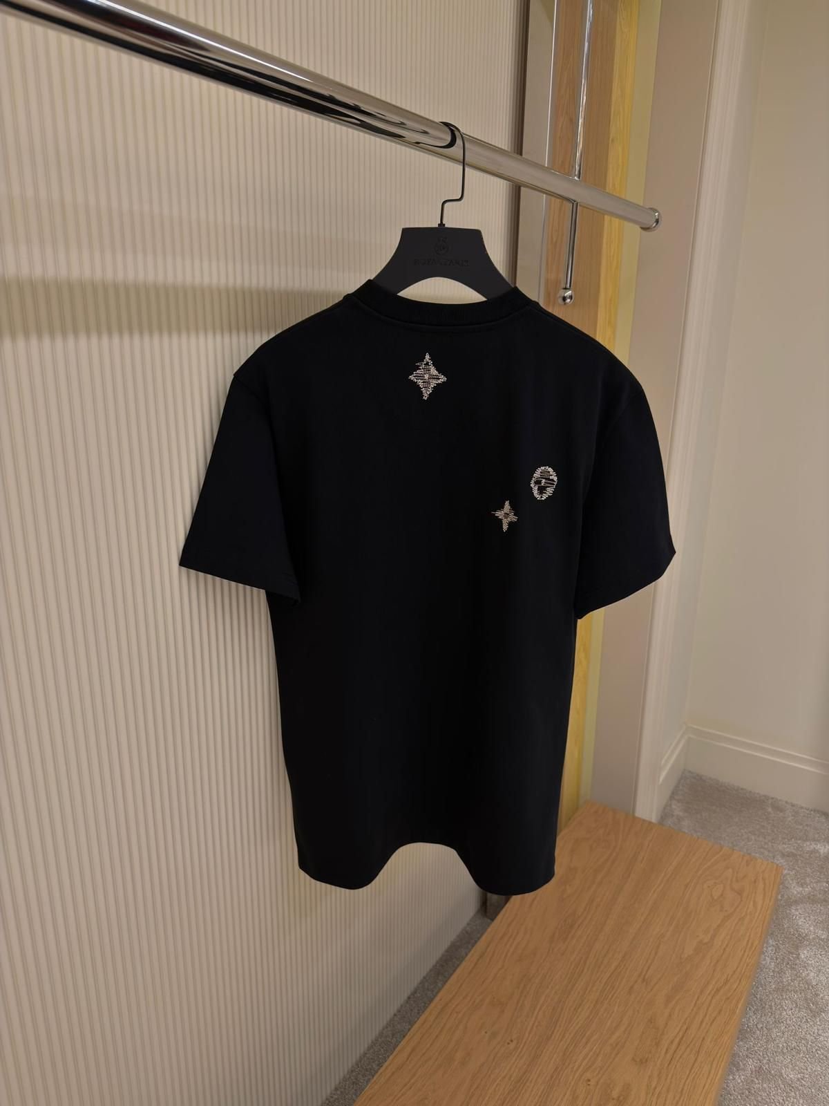 LOUIS VUITTON T-SHIRT - Image 2