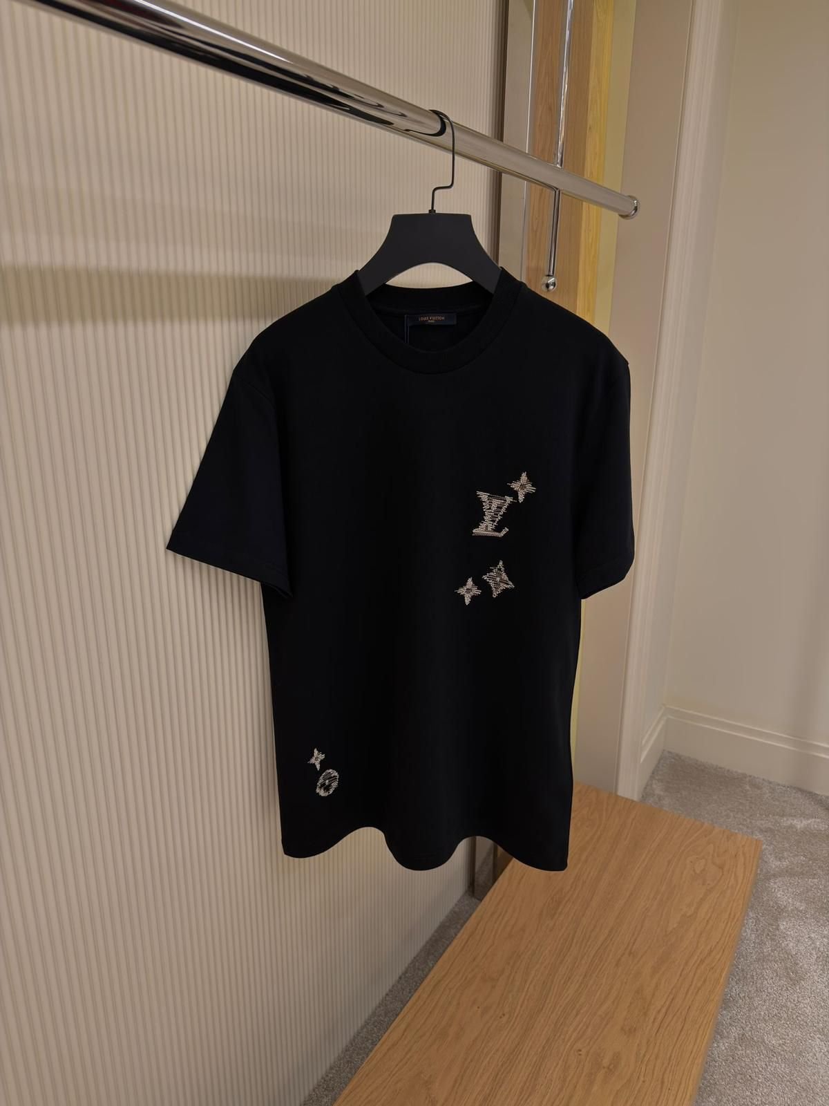 LOUIS VUITTON T-SHIRT - Image 5