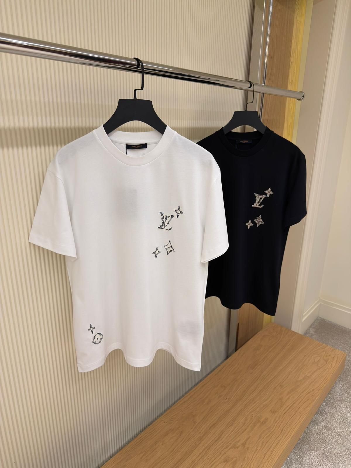 LOUIS VUITTON T-SHIRT - Image 6
