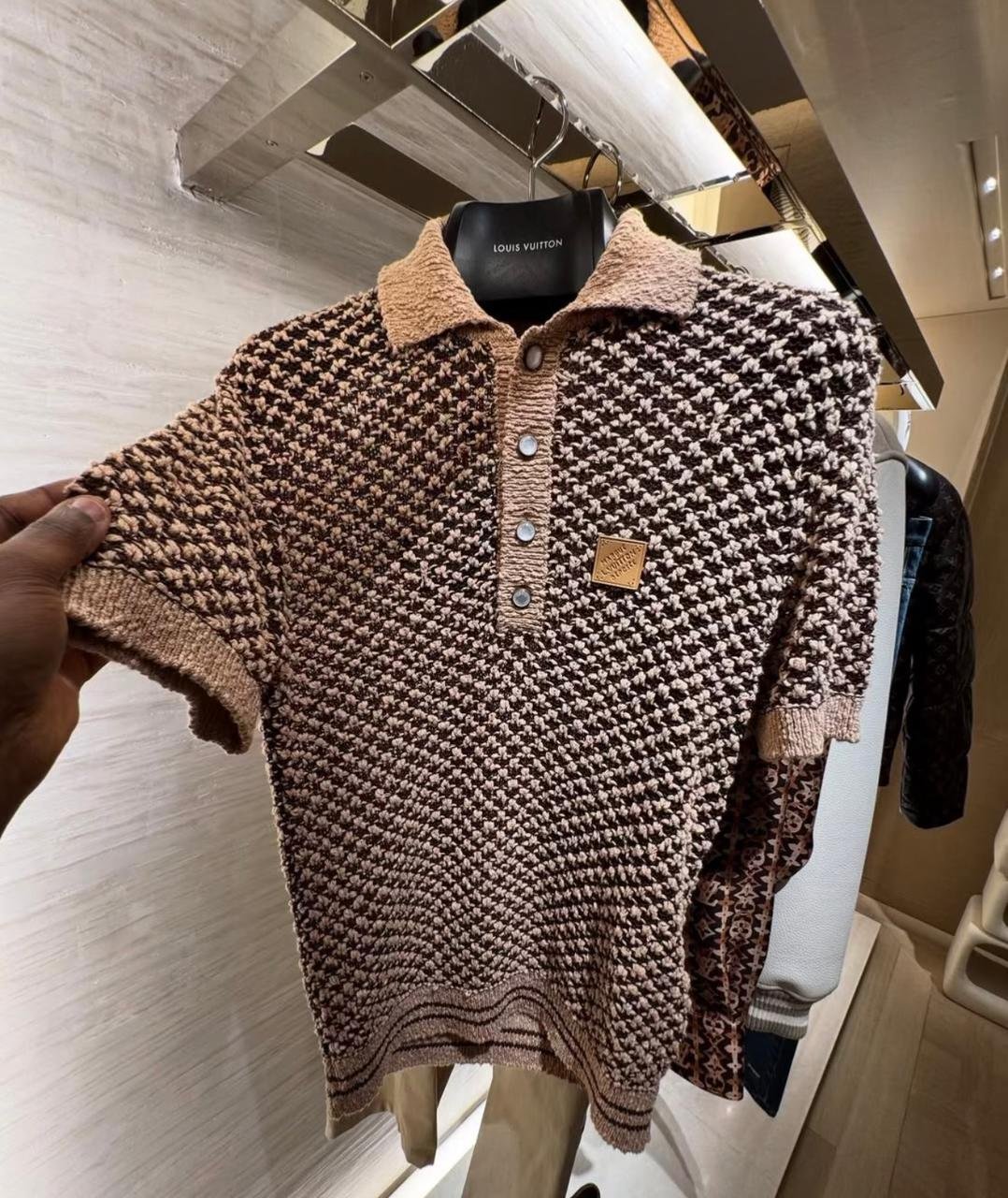 LOUIS VUITTON T-SHIRT - Image 3