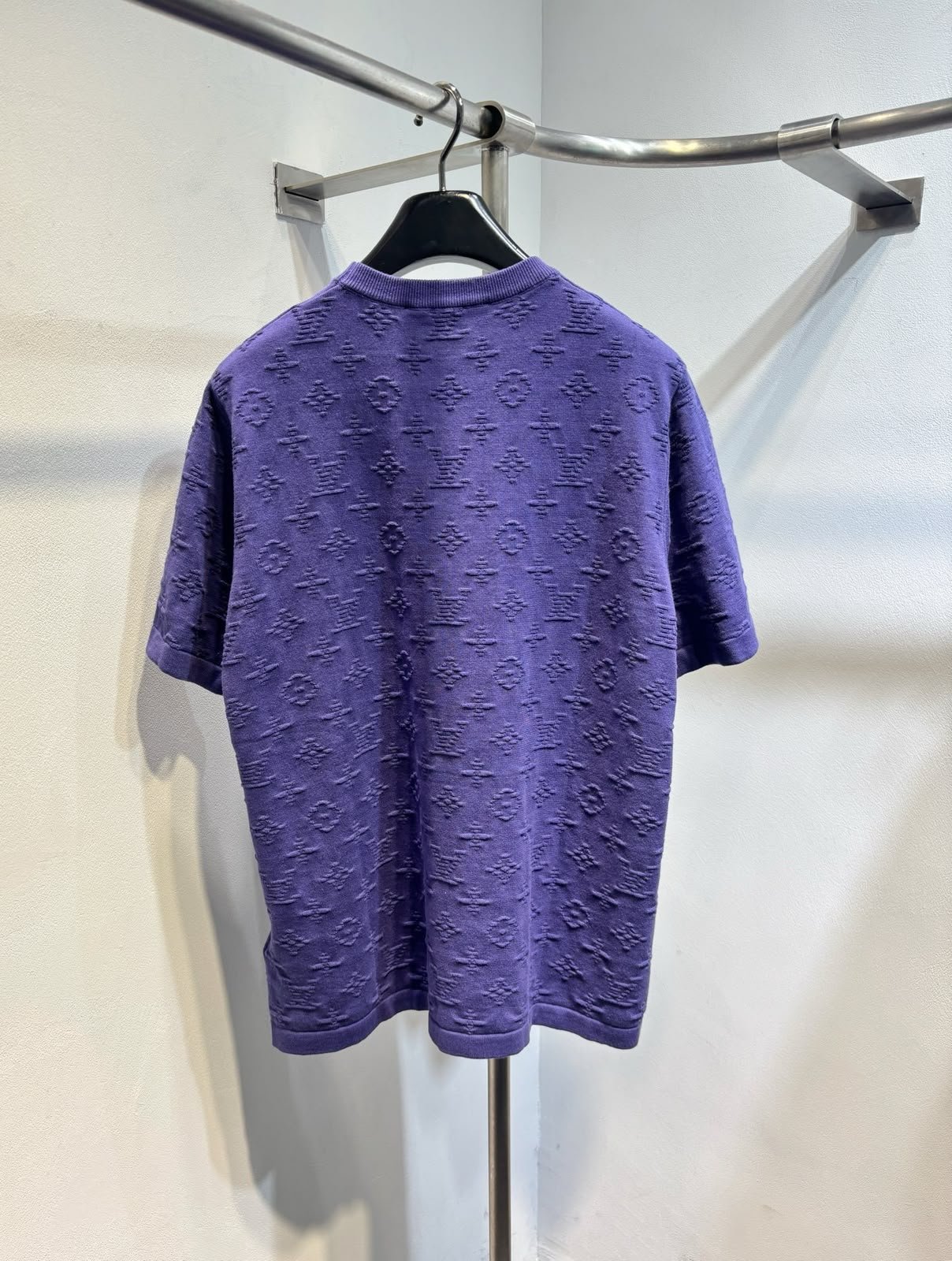 LOUIS VUITTON T-SHIRT - Image 2