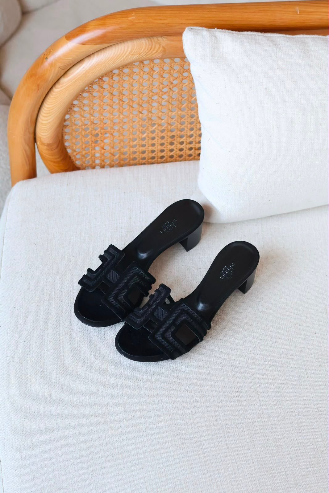 Hermes Oran black heels
